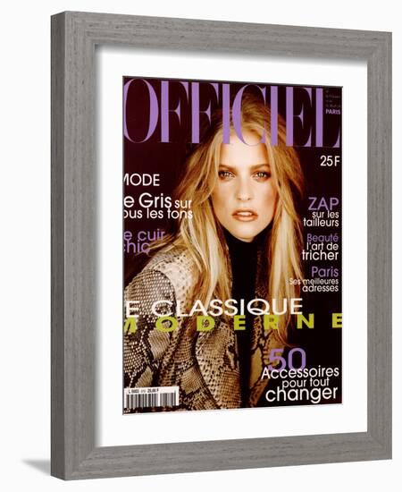 L'Officiel, October 1997 - Sarah Thomas Porte Le Manteau de La Rentrée Créé Par Trussardi-Neil Kirk-Framed Art Print