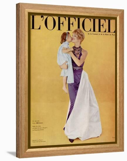 L'Officiel - Robe de Grès en Satin de Soie Ducal de Bianchini-Férier-Philippe Pottier-Framed Stretched Canvas