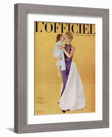 L'Officiel - Robe de Grès en Satin de Soie Ducal de Bianchini-Férier-Philippe Pottier-Framed Art Print