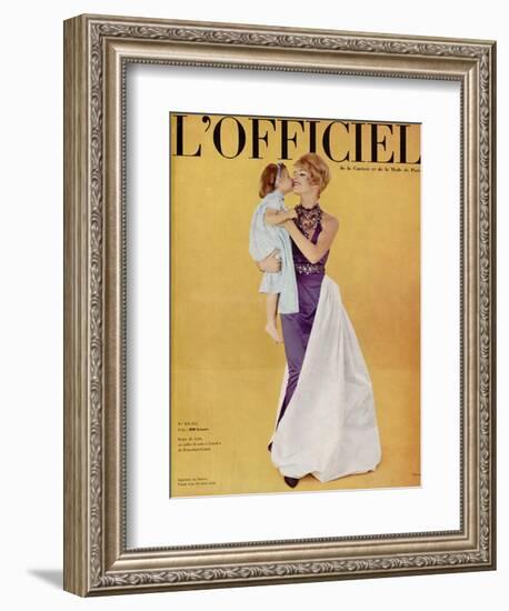 L'Officiel - Robe de Grès en Satin de Soie Ducal de Bianchini-Férier-Philippe Pottier-Framed Premium Giclee Print