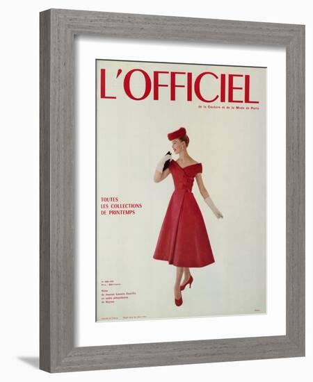 L'Officiel - Robe de Jean Lanvin Castillo en Satin Aléoutienne de Staron-Philippe Pottier-Framed Art Print