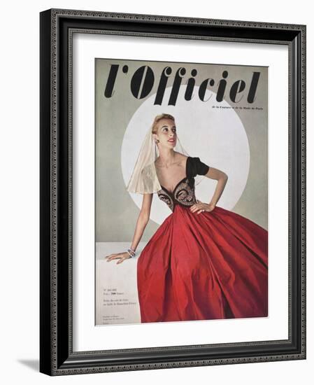 L'Officiel - Robe du Soir de Grès en Faille de Bianchini Férier-Philippe Pottier-Framed Art Print