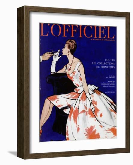 L'Officiel - Robe du Soir de Jean Lanvin Castillo en Organsoie de Ducharne, Bijoux de Mauboussin-Mourgue-Framed Art Print