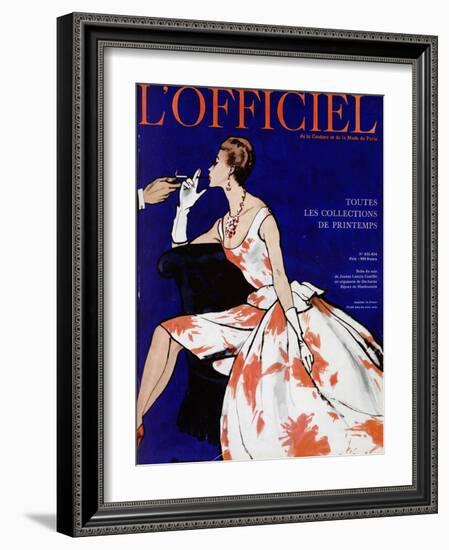 L'Officiel - Robe du Soir de Jean Lanvin Castillo en Organsoie de Ducharne, Bijoux de Mauboussin-Mourgue-Framed Art Print