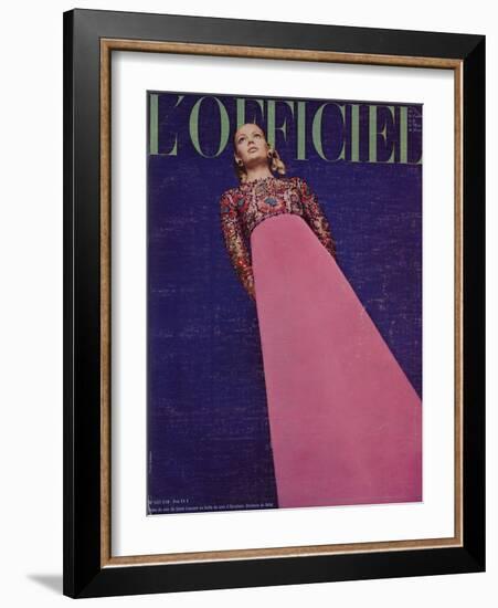 L'Officiel - Robe du Soir de Saint-Laurent en Faille de Soie d'Abraham Broderie de Rébé-Guégan-Framed Art Print