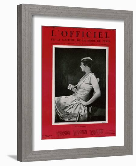 L'Officiel, September 1926 - Mlle Falconetti en Martial & Armand-G. L. Manuel Frères-Framed Art Print