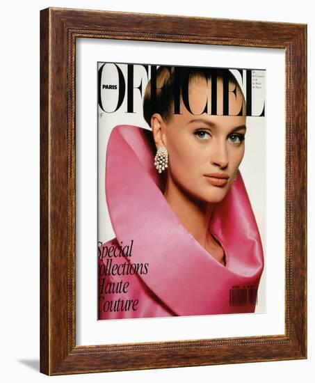 L'Officiel, September 1988 - Thérèse Porte une Cape-Fourreau À Col Corolle de Pierre Cardin-Jonathan Lennard-Framed Art Print