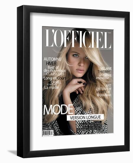 L'Officiel, September 2010 - Mélanie Thierry-Philippe Cometti-Framed Premium Giclee Print