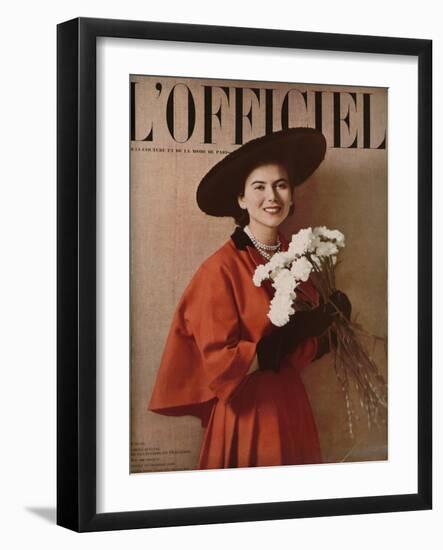 L'Officiel, Special Issue - Ensemble de Christian Dior-Philippe Pottier-Framed Art Print