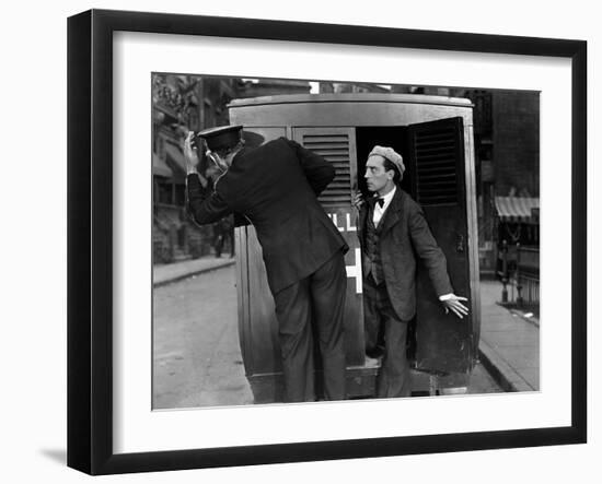 L'Operateur The Cameraman by EdwardSedgwick with Buster Keaton, 1928 Film muet --- Silent movie (b/-null-Framed Photo