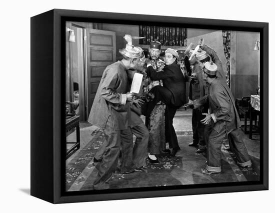 L'Operateur The Cameraman by EdwardSedgwick with Buster Keaton, 1928 Film muet --- Silent movie (b/-null-Framed Stretched Canvas