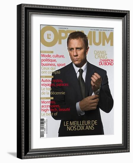 L'Optimum, December 2006-January 2007 - Daniel Craig Est Habillé Par Brioni, Montre Omega-null-Framed Art Print