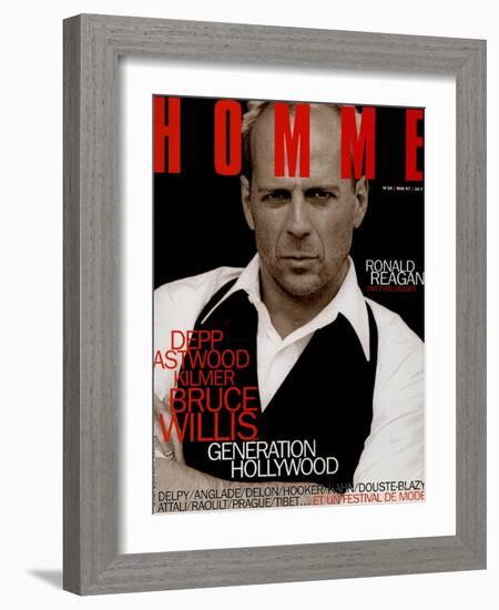 L'Optimum, May 1997 - Bruce Willis Est Habillé Par Donna Karan-Peter Lindbergh-Framed Art Print