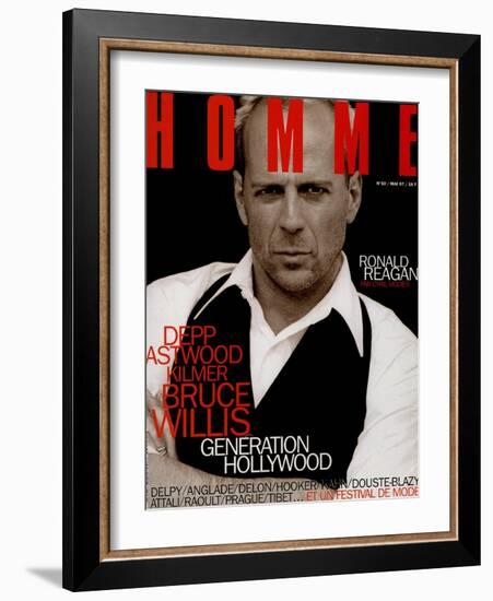 L'Optimum, May 1997 - Bruce Willis Est Habillé Par Donna Karan-Peter Lindbergh-Framed Art Print