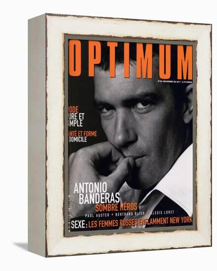 L'Optimum, November 1998 - Antonio Banderas Porte une Veste de Smoking et une Chemise Gucci-André Rau-Framed Stretched Canvas