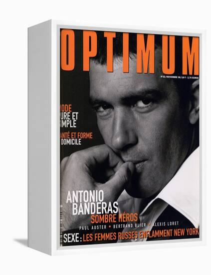 L'Optimum, November 1998 - Antonio Banderas Porte une Veste de Smoking et une Chemise Gucci-André Rau-Framed Stretched Canvas