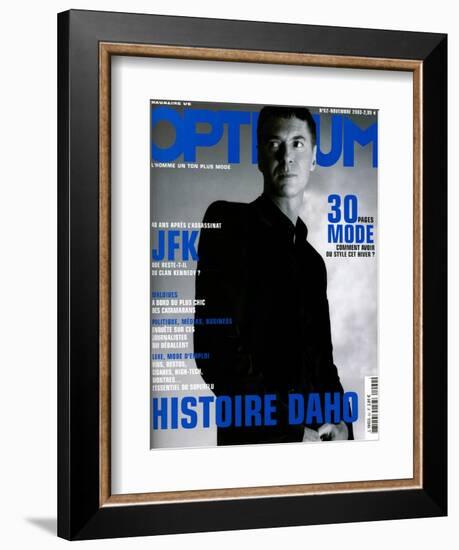 L'Optimum, November 2003 - etienne Daho, en Total Look Hedi Slimane pour Dior-Matthias Vriens-Framed Premium Giclee Print