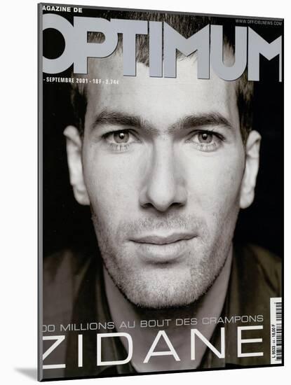 L'Optimum, September 2001 - Zinedine Zidane-François Darmigny-Mounted Art Print