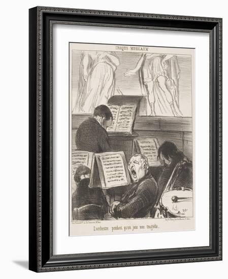 L'Orchestre Pendant Qu'On Joue Une Tragédie-Honore Daumier-Framed Giclee Print