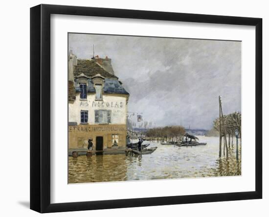 La barque pendant l'inondation à Port-Marly-Alfred Sisley-Framed Giclee Print