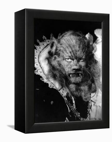 La Belle and la Bete The Beauty and the Beast by JeanCocteau with Jean Marais, 1946 (b/w photo)-null-Framed Stretched Canvas