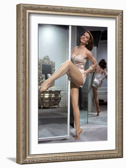 La Belle by Moscou SILK STOCKINGS by RoubenMamoulian with Cyd Charisse, 1957 (photo)-null-Framed Photo