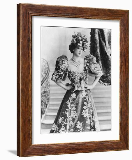 La Belle Otero (1868-1965) C.1894-Reutlinger Studio-Framed Photographic Print