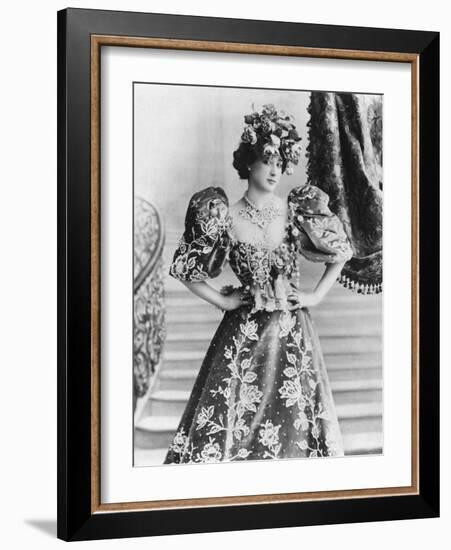 La Belle Otero (1868-1965) C.1894-Reutlinger Studio-Framed Photographic Print