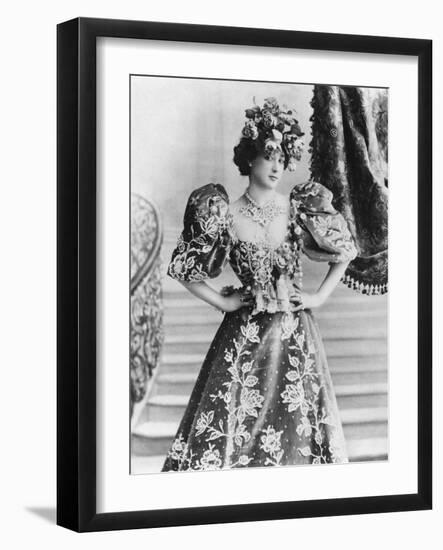 La Belle Otero (1868-1965) C.1894-Reutlinger Studio-Framed Photographic Print