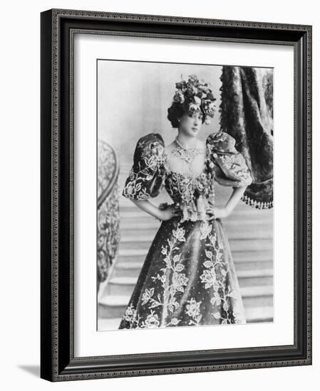 La Belle Otero (1868-1965) C.1894-Reutlinger Studio-Framed Photographic Print