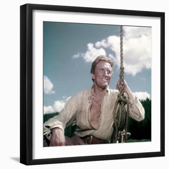 La captive aux yeux clairs THE BIG SKY by HowardHawks with Kirk Douglas, 1952 (photo)-null-Framed Photo