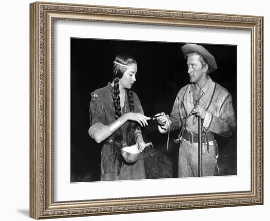 La captive aux yeux clairs THE BIG SKY by HowardHawks with Kirk Douglas, Elizabeth Threatt, 1952 (b-null-Framed Photo