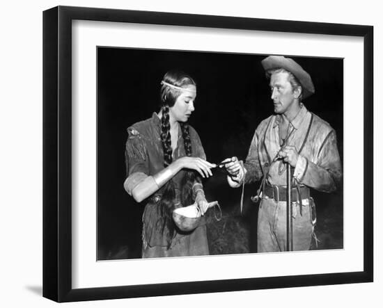 La captive aux yeux clairs THE BIG SKY by HowardHawks with Kirk Douglas, Elizabeth Threatt, 1952 (b-null-Framed Photo