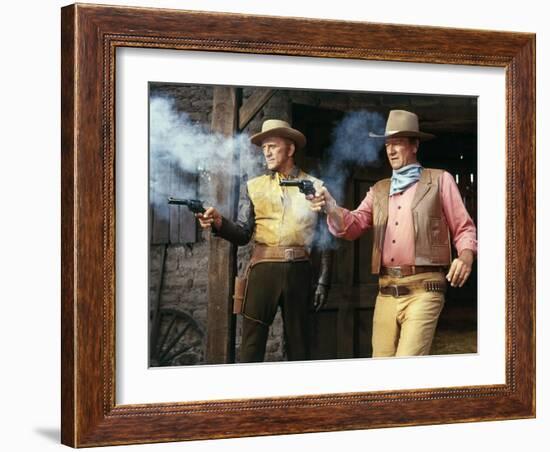 La caravane by feu THE WAR WAGON by Burt Kennedy with Kirk Douglas and John Wayne, 1967 (photo)-null-Framed Photo