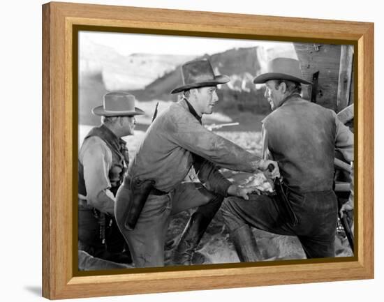 La Caravane heroique (Virginia City) by MichaelCurtiz with Errol Flynn and Randolph Scott, 1940 (b/-null-Framed Stretched Canvas