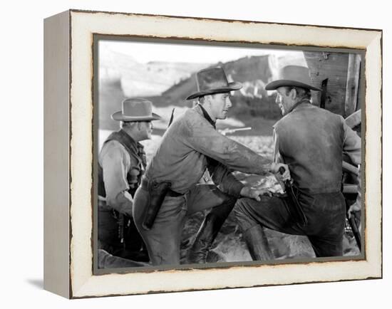 La Caravane heroique (Virginia City) by MichaelCurtiz with Errol Flynn and Randolph Scott, 1940 (b/-null-Framed Stretched Canvas