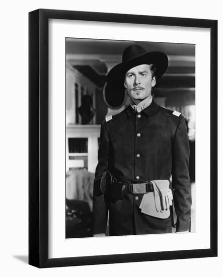 La Charge Fantastique THEY DIED WITH THEIR BOOTS ON by Raoul Walsh with Errol Flynn, 1941 (b/w phot-null-Framed Photo