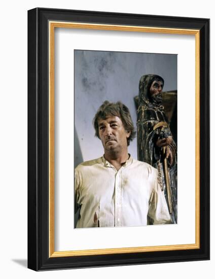 La colere by Dieu (The Wrath of God) by Ralph Nelson with Robert Mitchum, 1972 (photo)-null-Framed Photo