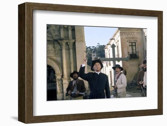 La colere by Dieu (The Wrath of God) by Ralph Nelson with Robert Mitchum, 1972 (photo)-null-Framed Photo