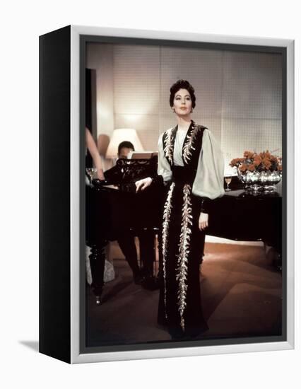 La Comtesse aux pieds nus THE BAREFOOT CONTESSA by Joseph L. Mankiewicz with Ava Gardner, 1954 (pho-null-Framed Stretched Canvas