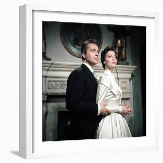 La Comtesse aux pieds nus THE BAREFOOT CONTESSA by Joseph L. Mankiewicz with Rossano Brazzi and Ava-null-Framed Photo