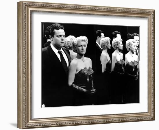 La Dame by Shanghai THE LADY FROM SHANGHAI by OrsonWelles with Orson Welles and Rita Hayworth, 1947-null-Framed Photo