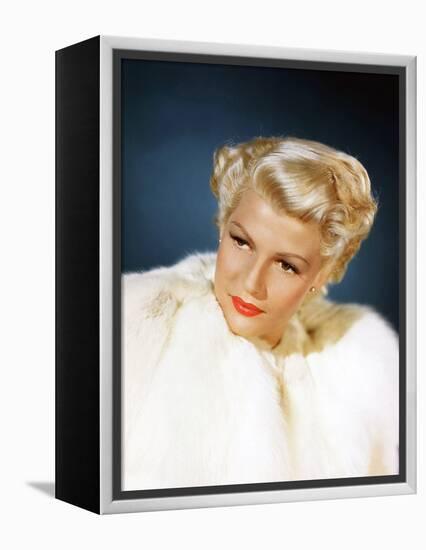 La Dame by Shanghai THE LADY FROM SHANGHAI by OrsonWelles with Rita Hayworth, 1947 (photo)-null-Framed Stretched Canvas