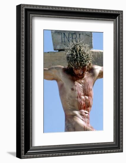 La Derniere Tentation du Christ THE LAST TEMPTATION OF CHRIST by Martin Scorsese with Willem Dafoe,-null-Framed Photo