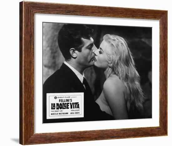 La dolce vita (1960)-null-Framed Photo