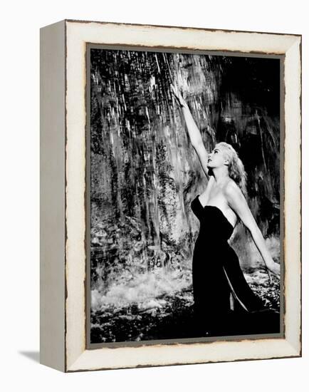 La Dolce Vita, Anita Ekberg, 1960-null-Framed Stretched Canvas