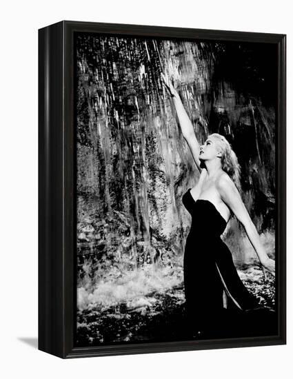 La Dolce Vita, Anita Ekberg, 1960-null-Framed Stretched Canvas