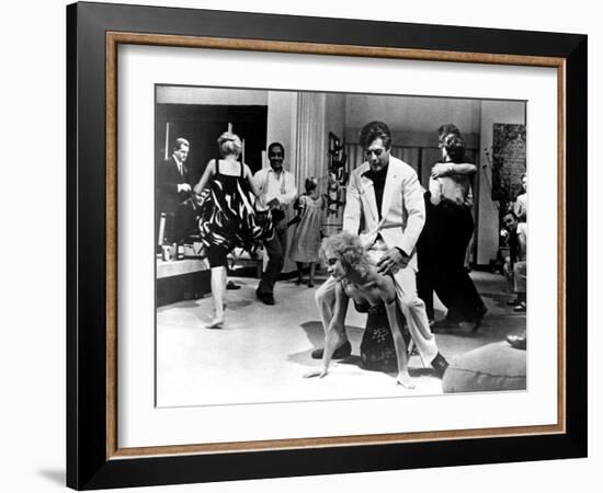 La Dolce Vita, Marcello Mastroianni, 1960-null-Framed Photo