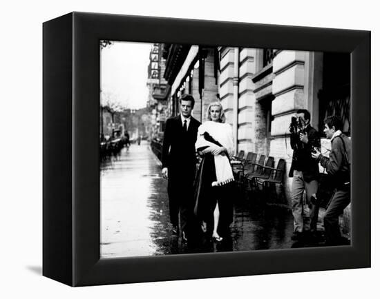 La Dolce Vita, Marcello Mastroianni, Anita Ekberg, 1960-null-Framed Stretched Canvas