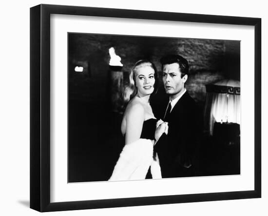 La Dolce Vita-null-Framed Premium Photographic Print